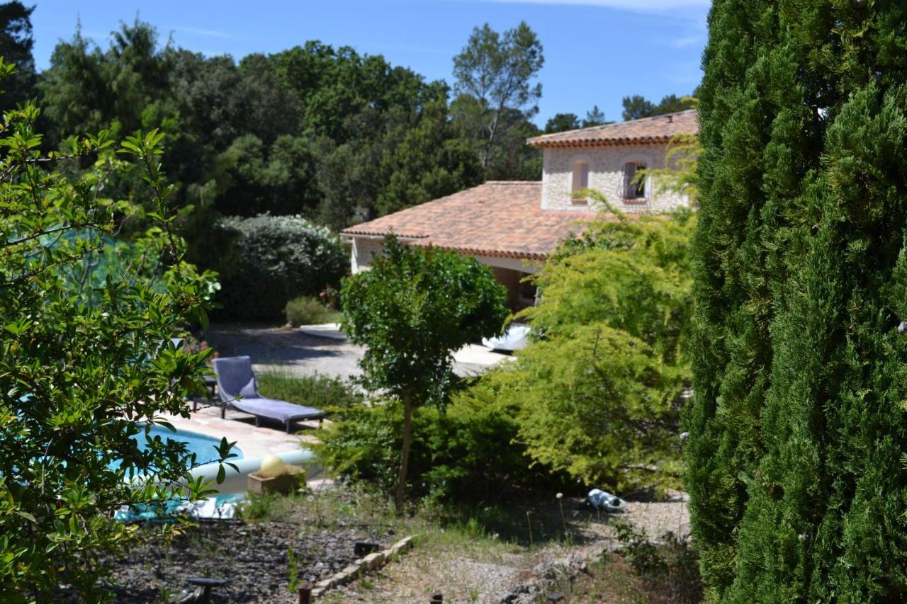 Suite 30 M2 Ideale Pour 2 Personnes Flassans-sur-Issole Exterior photo